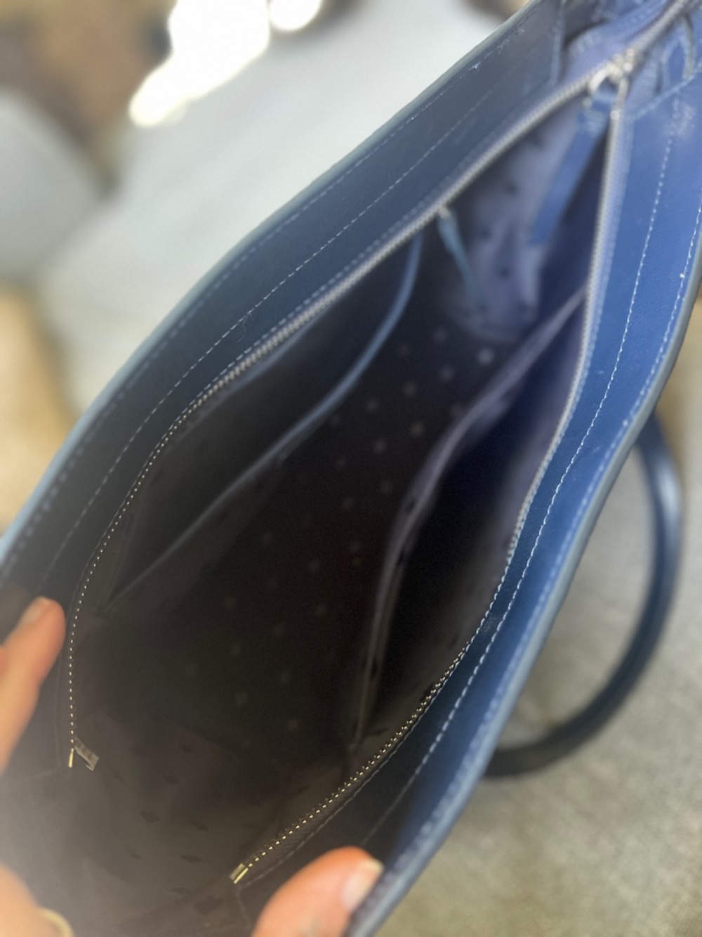 Kate Spade Navy Leather Tote with Shoulder Strap - Picture 3 of 9